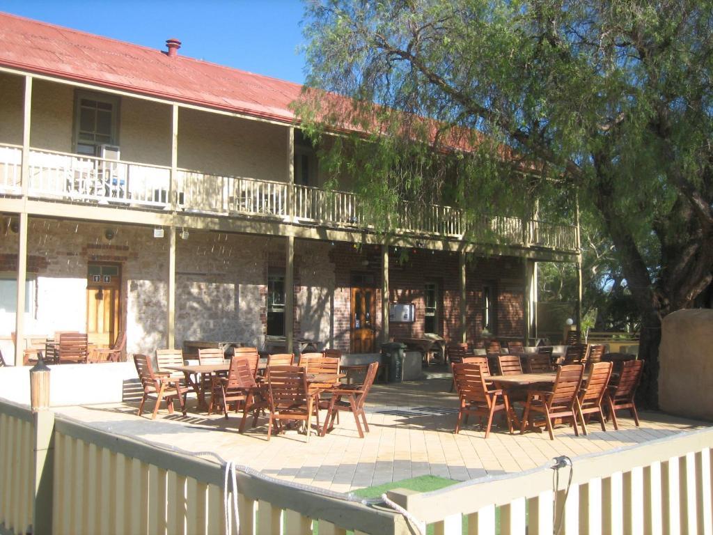 The Priory Hotel Донгара Экстерьер фото