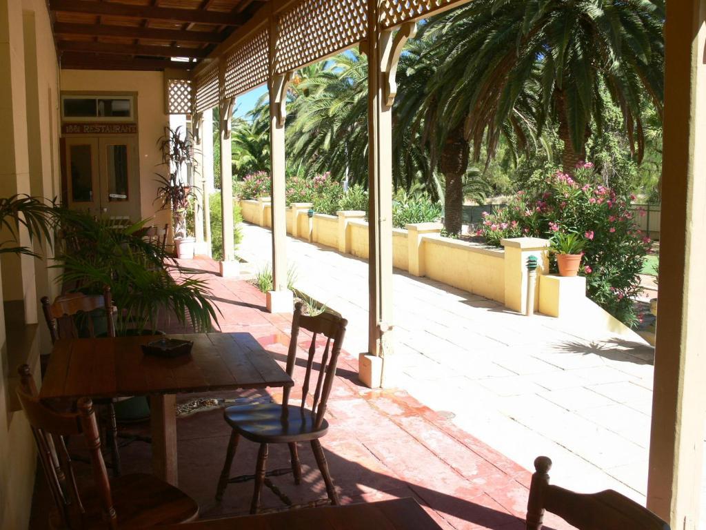 The Priory Hotel Донгара Экстерьер фото