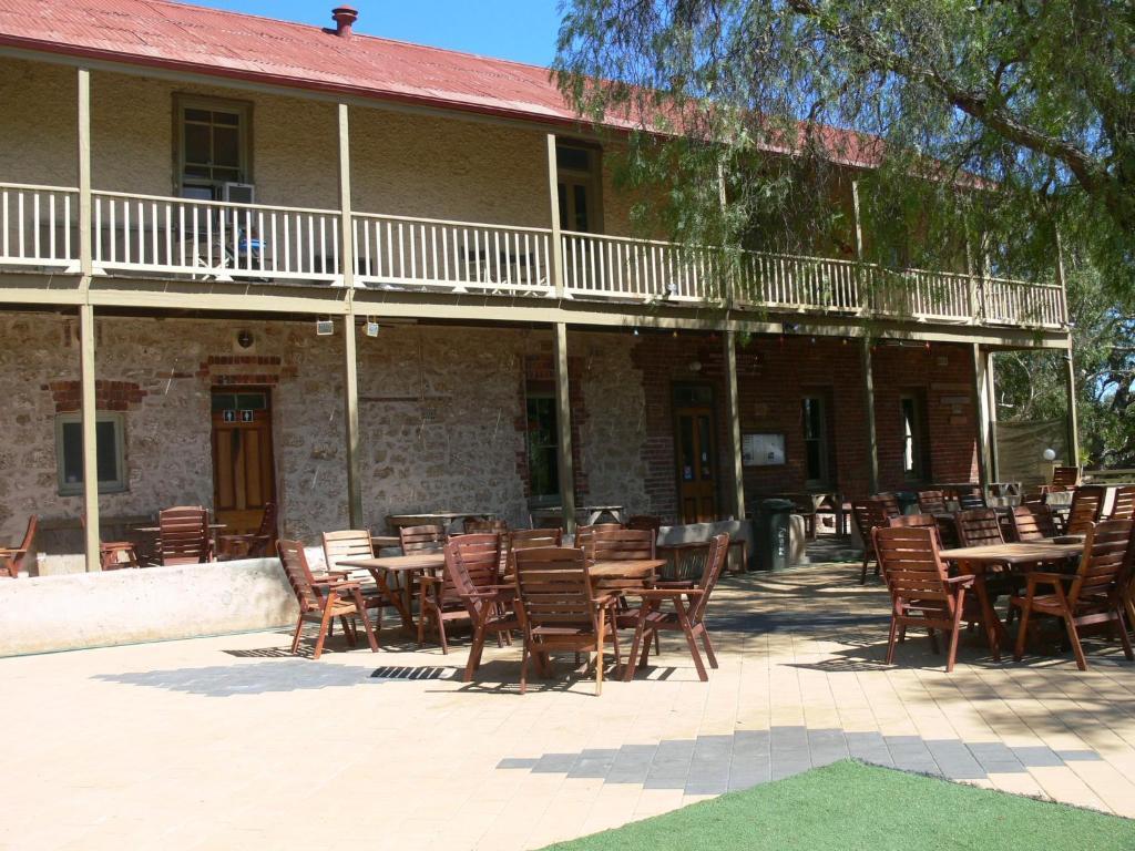 The Priory Hotel Донгара Экстерьер фото